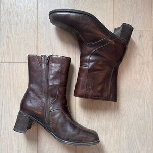 Brown boots - Hush puppies size 7.5